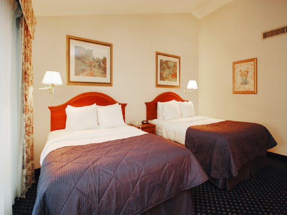 Clarion Hotel & Conference Center Νορθάμπτον Δωμάτιο φωτογραφία